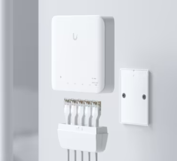 Ubiquiti Unifi USW Flex USW-Flex 4 Port PoE Switch (46W)