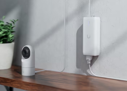 Ubiquiti UniFi UDB Device Bridge | Wireless PoE Adapter