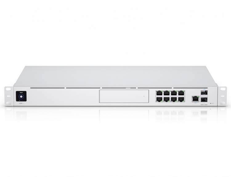 Ubiquiti Unifi UDM Integrated USG Router, Gigabit Managed Switch, UniFi Controller & 4 X 4 Wave 2 Access Point